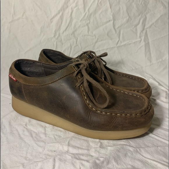clarks wallabees size 9